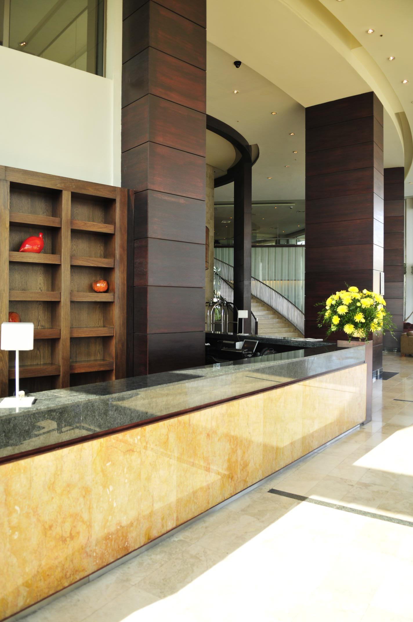 Enjoy Vina Del Mar Hotel Екстериор снимка Reception desk at the hotel