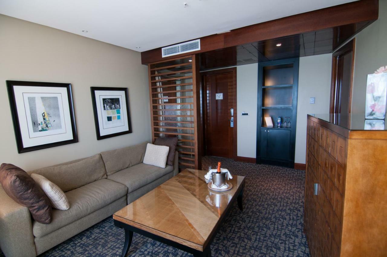 Enjoy Vina Del Mar Hotel Екстериор снимка A suite at the Fairmont