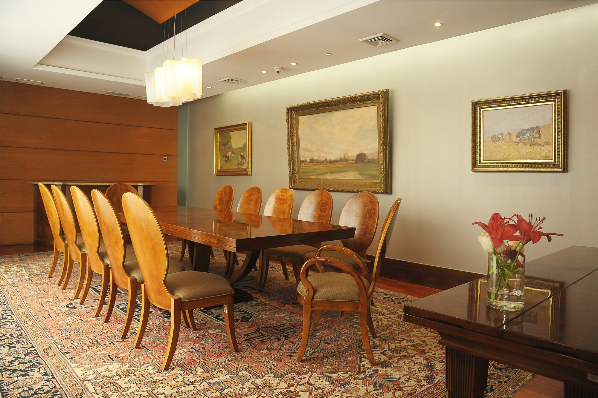Enjoy Vina Del Mar Hotel Екстериор снимка A meeting room at the National Museum of Natural History
